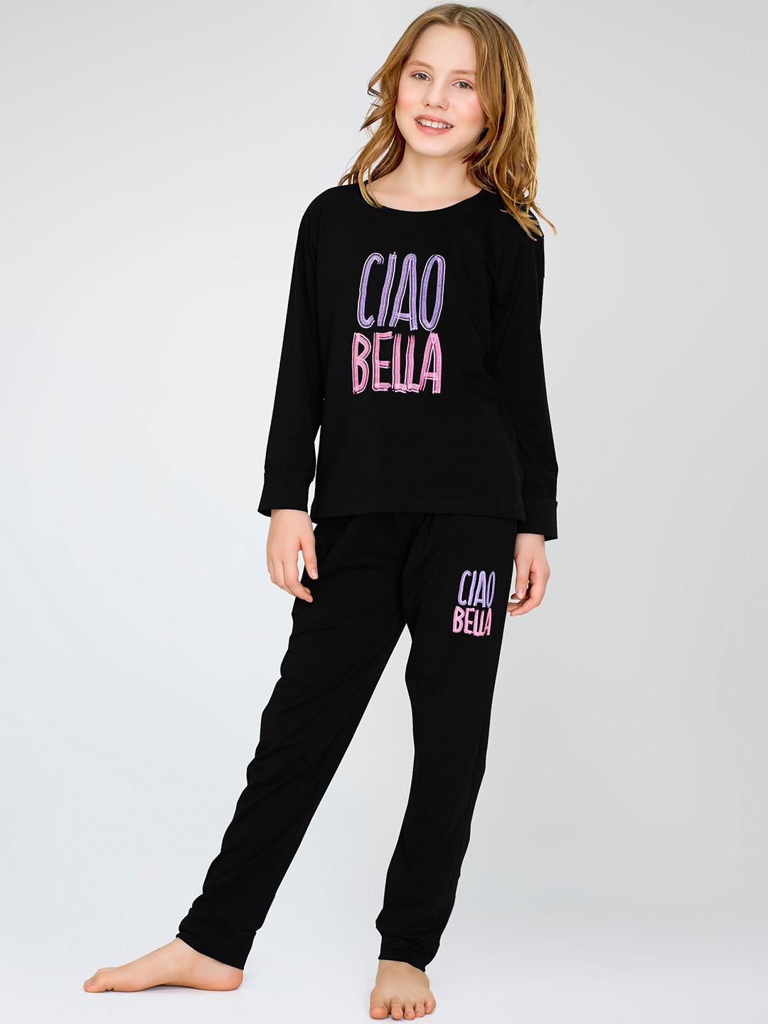 

Zeyo Girls Typography Printed Night suit, Black
