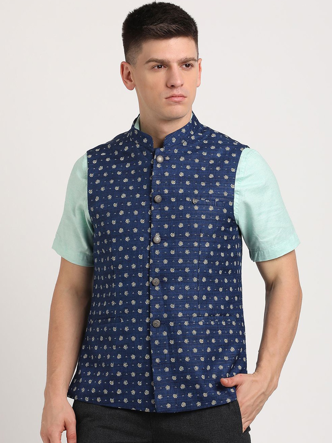 

Turtle Men Printed Slim Fit Nehru Jacket, Blue