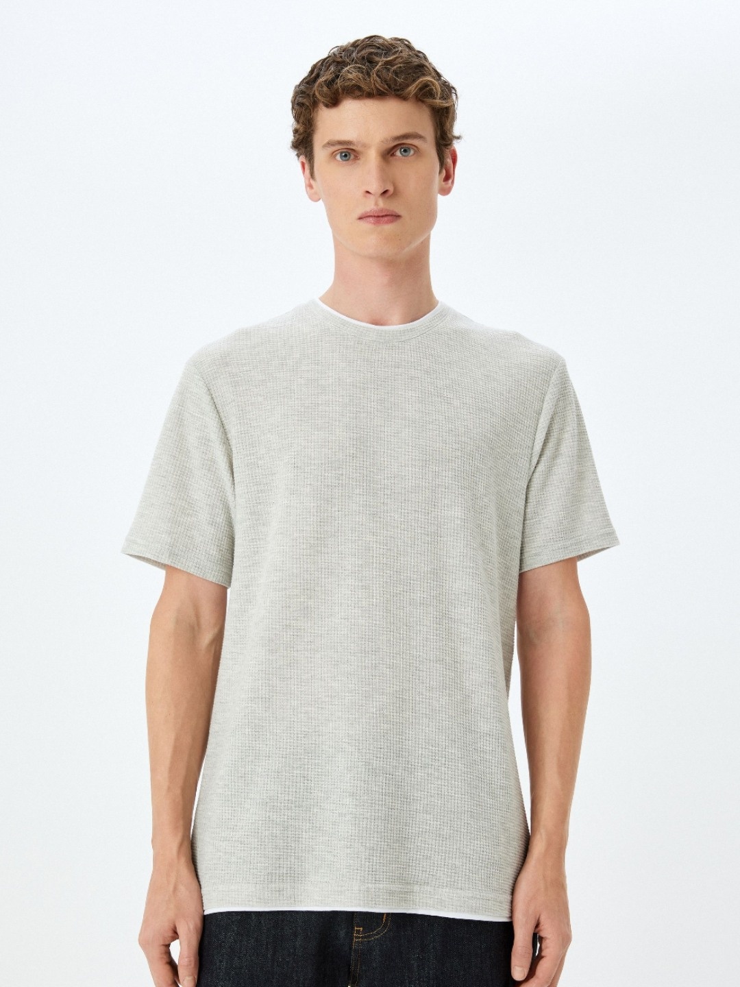 

Koton Men Self Design Round Neck Slim Fit T-shirt, Grey