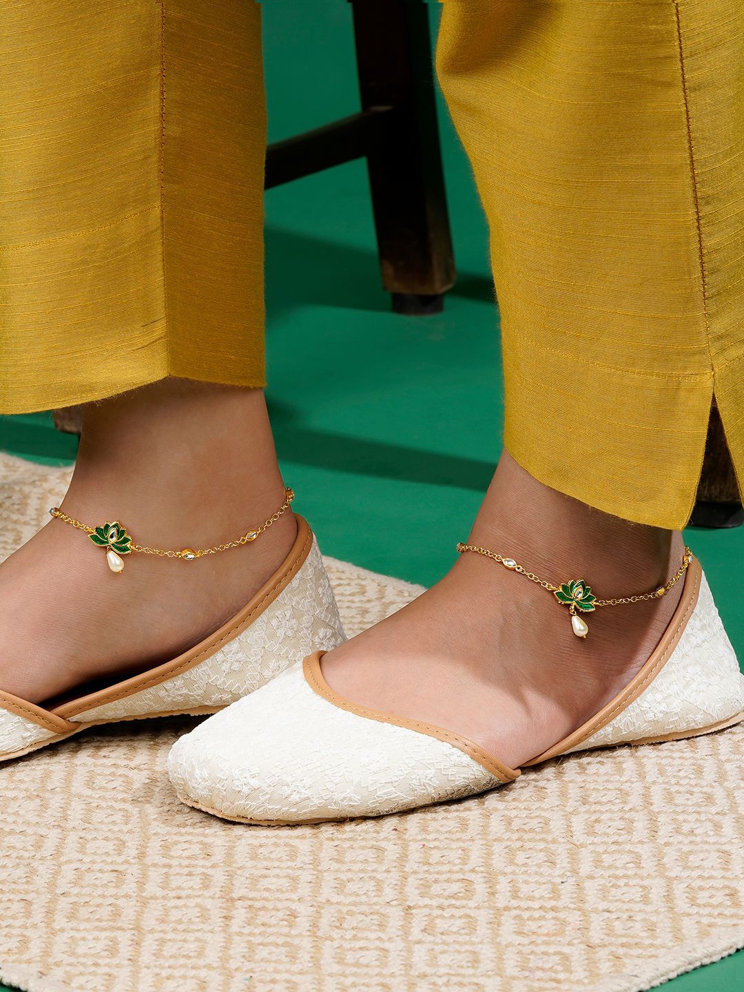 

TEEJH Gold-Plated Anklet