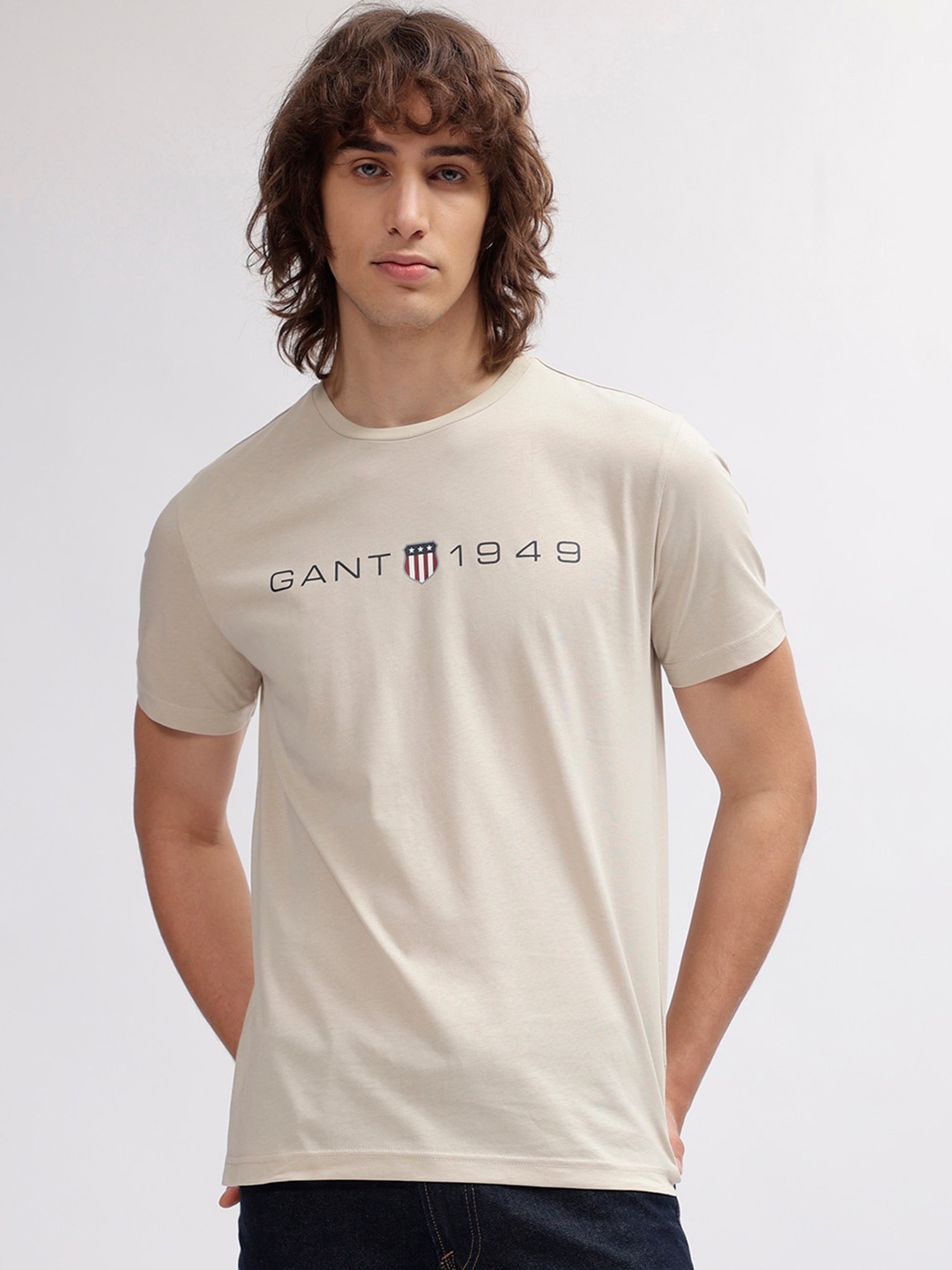 

GANT Solid Round Neck Regular Fit T-Shirt, Beige