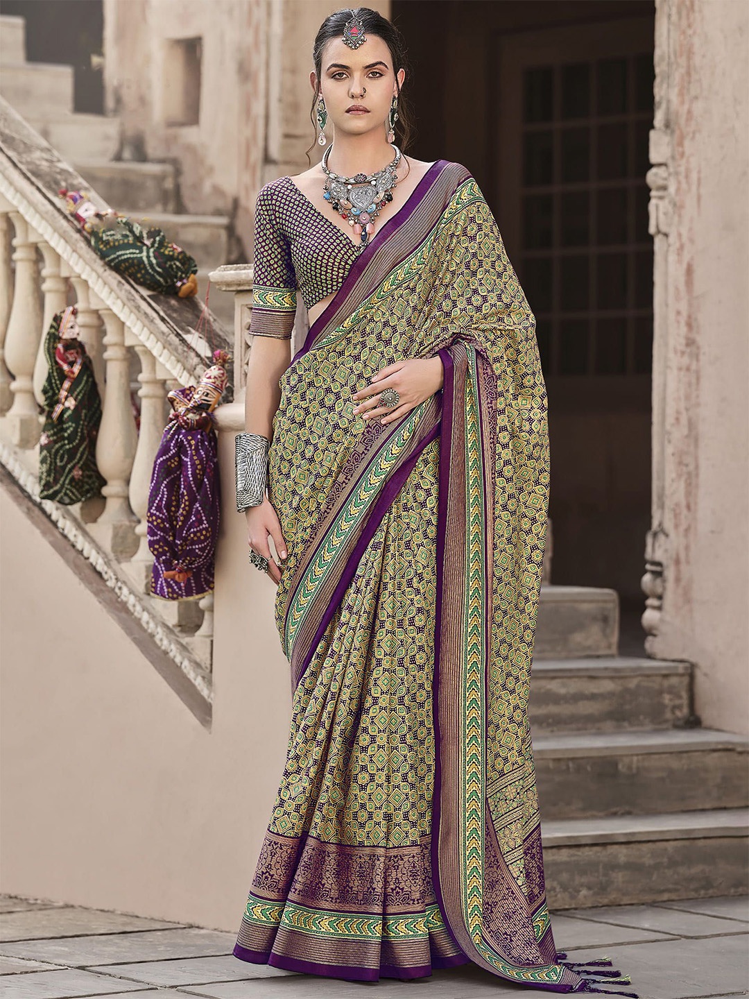 

elora Ethnic Motifs Printed Patola Saree, Yellow