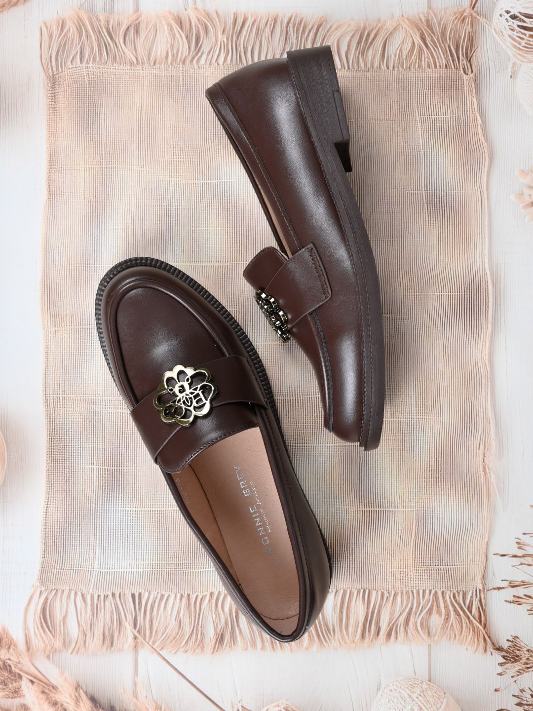 

Ronnie Grey Women Round Toe PU Loafers, Brown