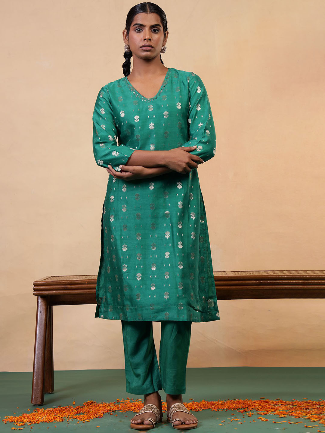 

Folk Song Women Ethnic Motifs Regular Mukaish Kurta with Trousers, Green