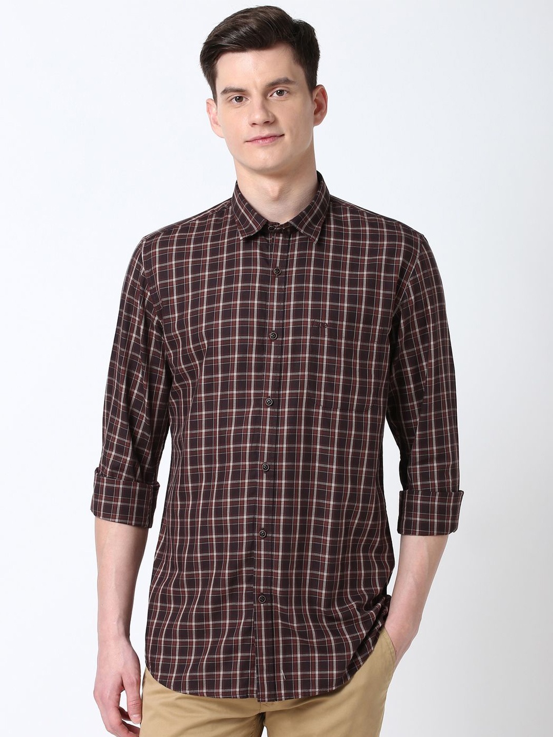 

Peter England Casuals Men Slim Fit Opaque Checked Casual Shirt, Brown