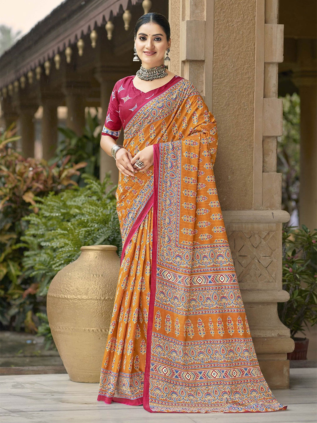 

Chandbaali Ajrak Printed Block Pure Cotton Bagru Saree, Orange
