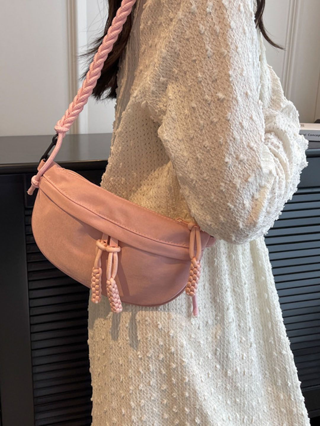 

StyleCast Pink Solid Casual Stylish Side Bag