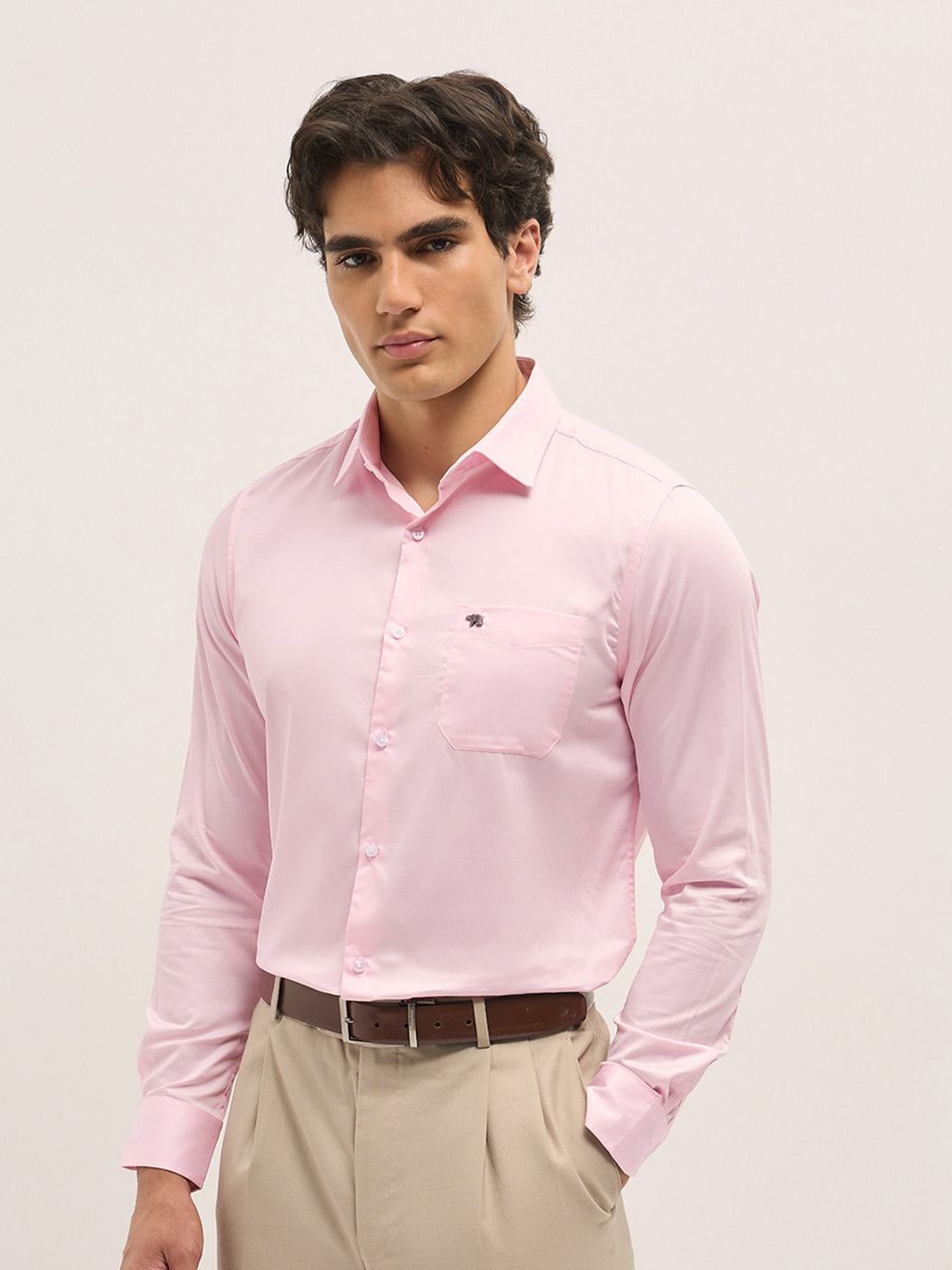 

THE BEAR HOUSE Men Tailored Fit Opaque Formal Shirt, Pink