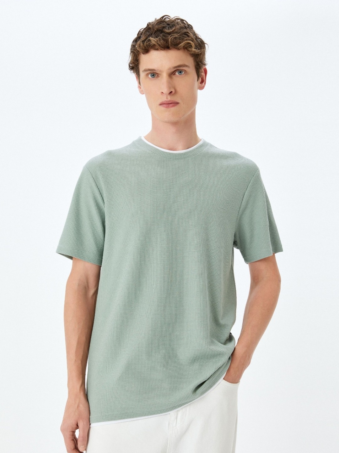 

Koton Men Self Design Round Neck Slim Fit T-shirt, Blue