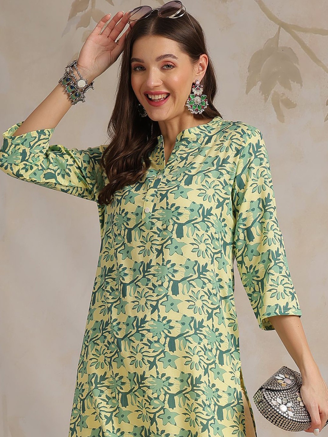 

Anouk Rustic Women Printed Mirror Work Kurta, Green