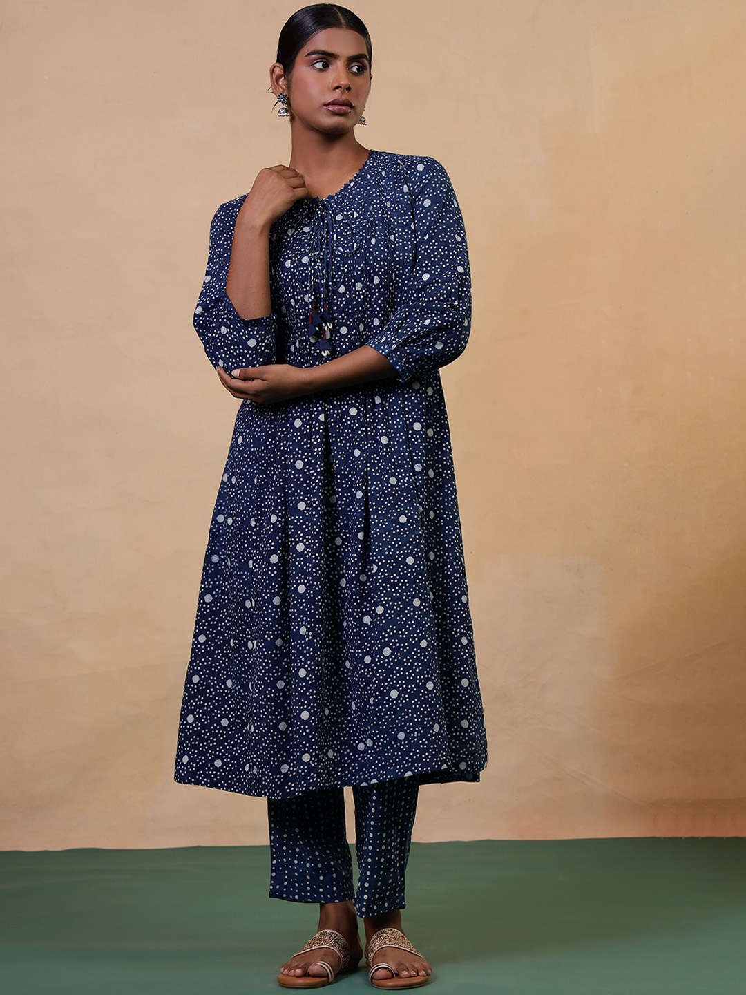 

Folk Song Women Polka Dot Printed Indigo Kurta, Blue