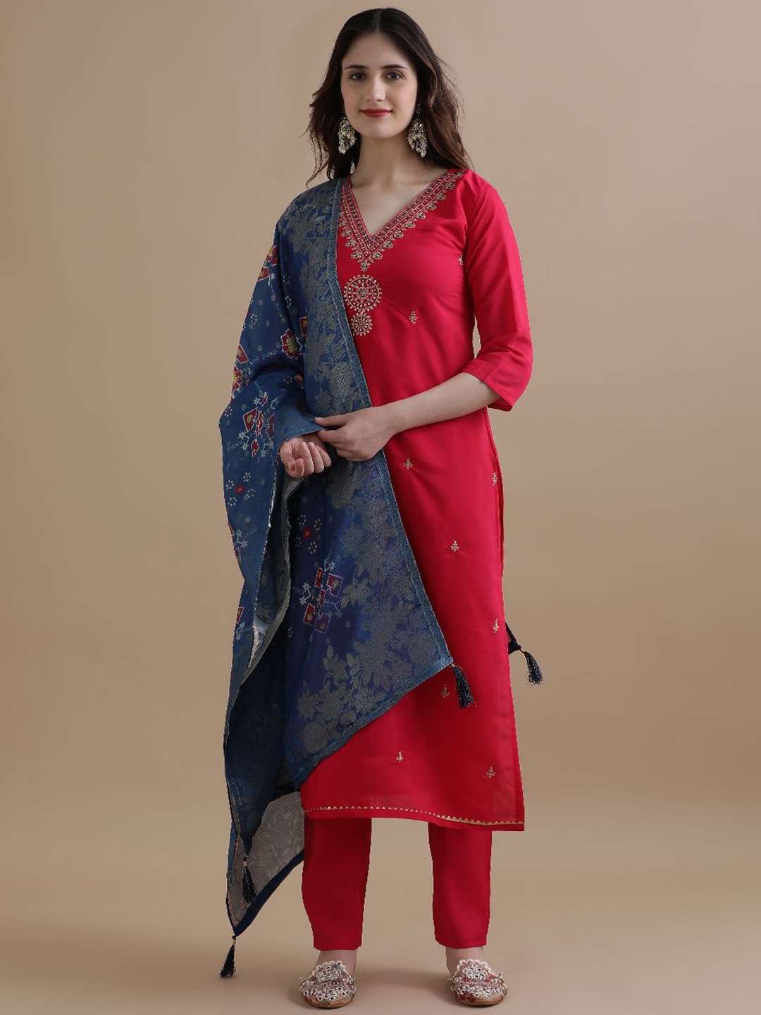 

Jaipur Kurti Women Ethnic Motifs Embroidered Regular Chanderi Cotton Kurta with Trousers & With Dupatta, Red