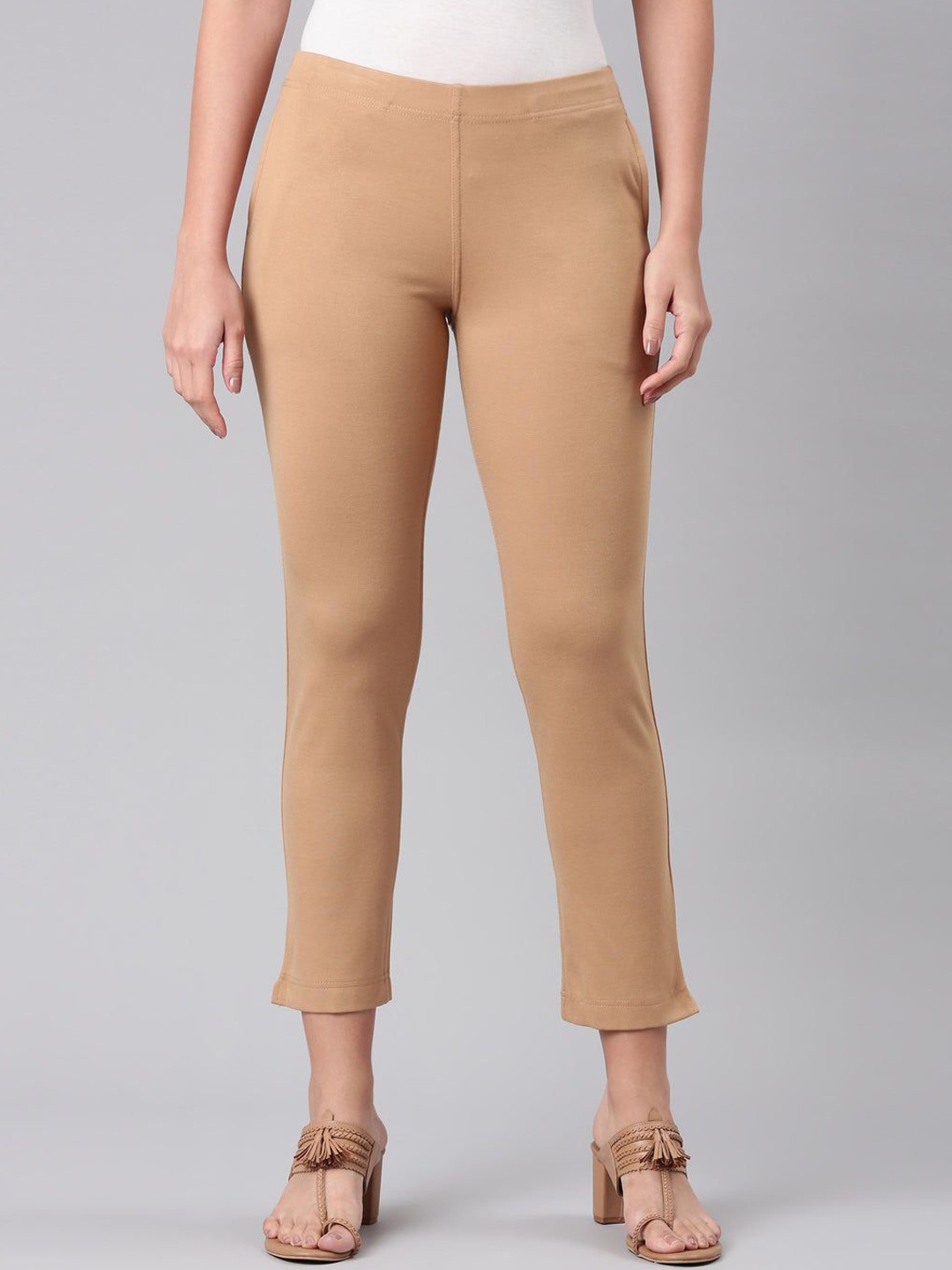 

Go Colors Women Mid-Rise Slim Fit Cropped Cigarette Trousers, Beige