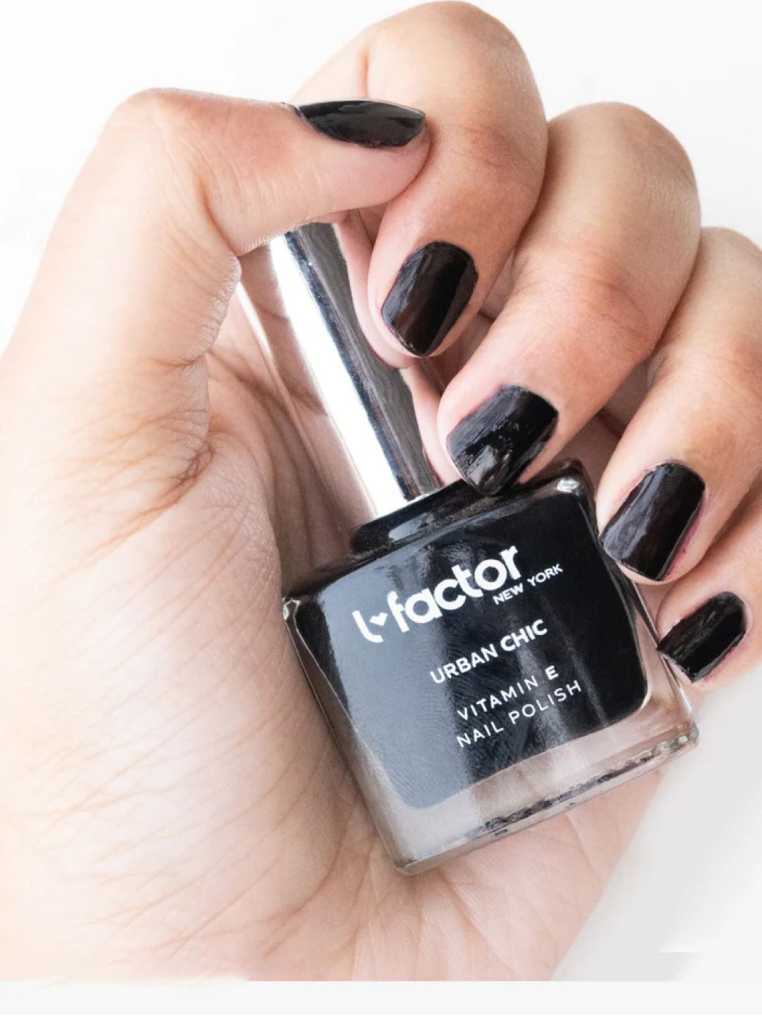 

L Factor Cosmetics Urban Chic Luxe Nail Polish With Vitamin E - 10 ml - Black -UC009