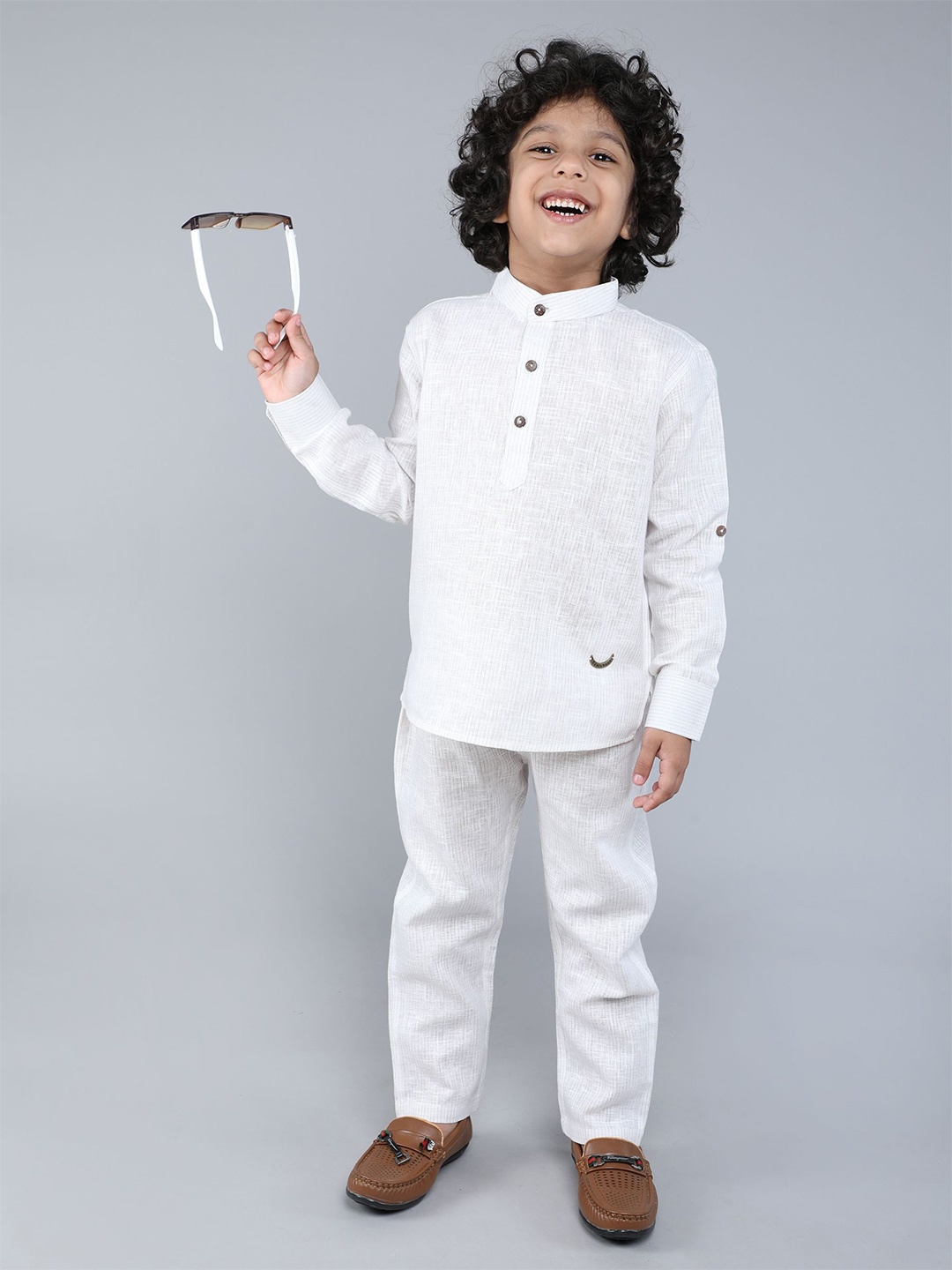 

BAATCHEET Boys Printed Pyjamas, White