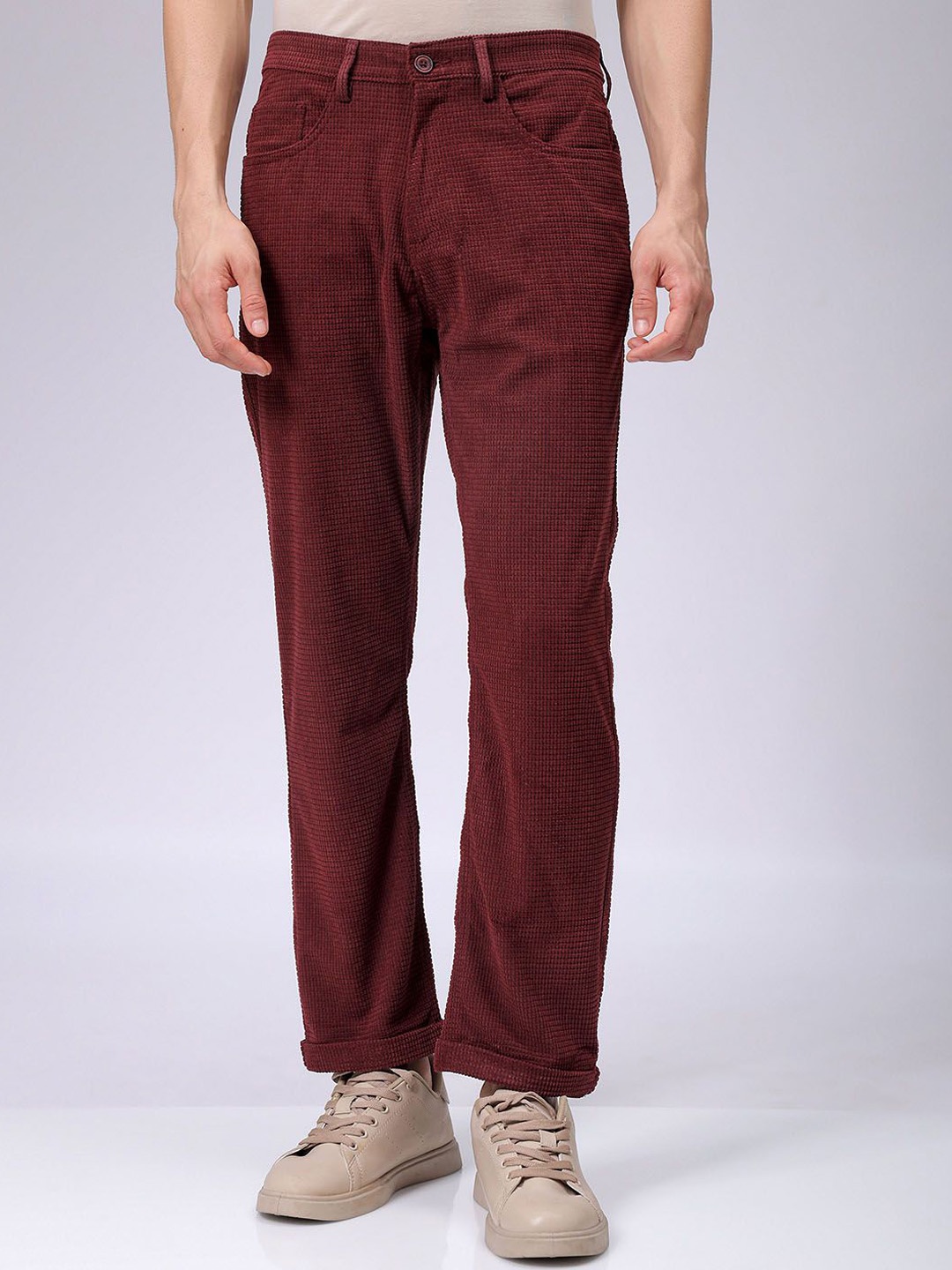 

The Indian Garage Co Men Self Design Straight Fit Chinos Trousers, Burgundy