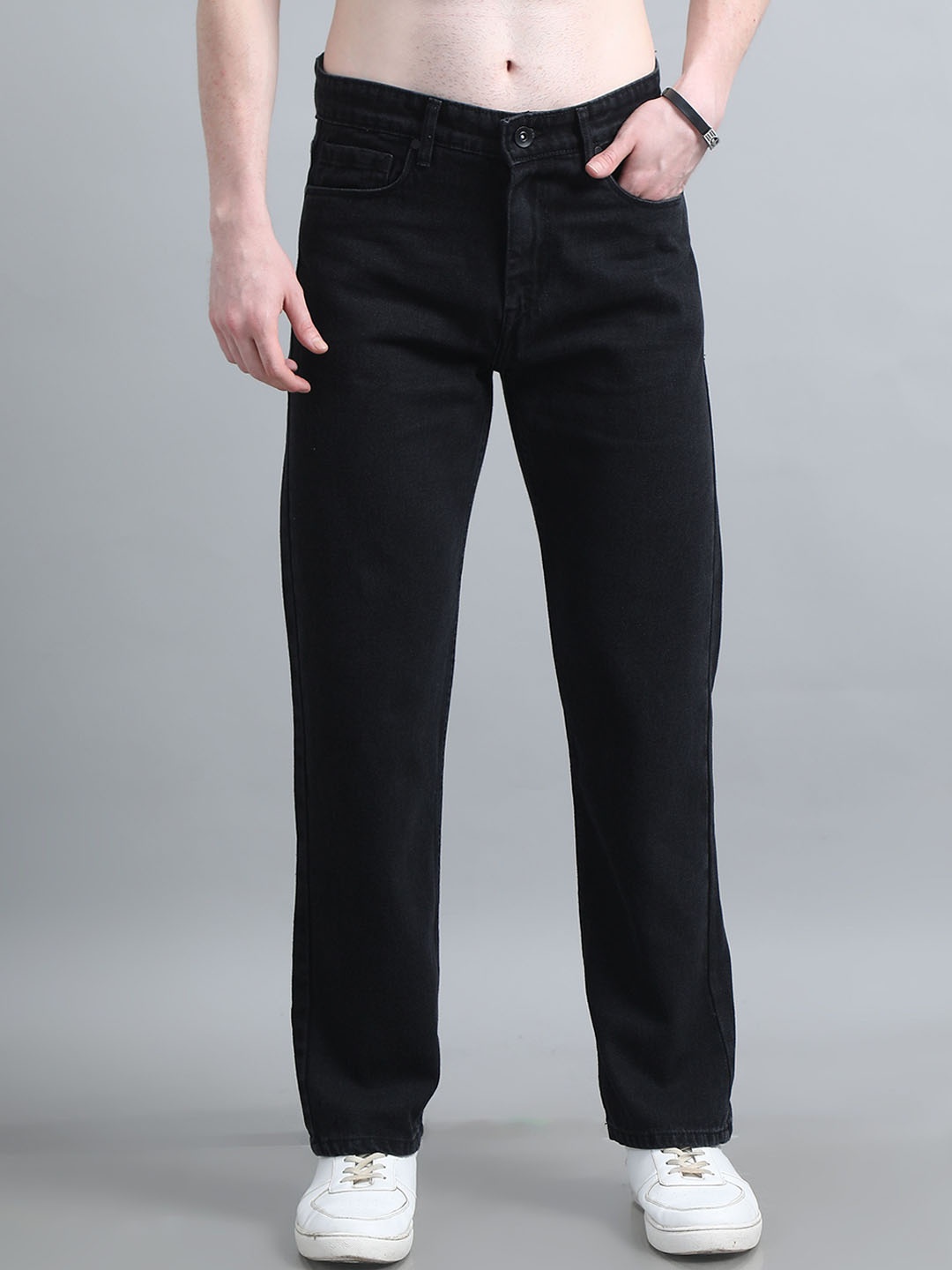

The Roadster Lifestyle Co Men Pure Cotton Straight Fit Mid-Rise Jeans, Black