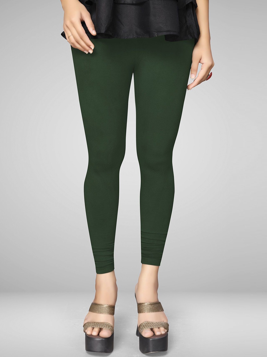 

MANTICORE Women Mid-Rise Ankle-Length Leggings, Green