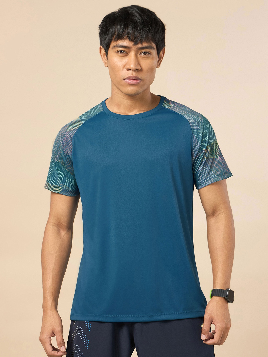 

CULT High Impact Training Moisture Wicking Raw Edge T-shirt, Blue