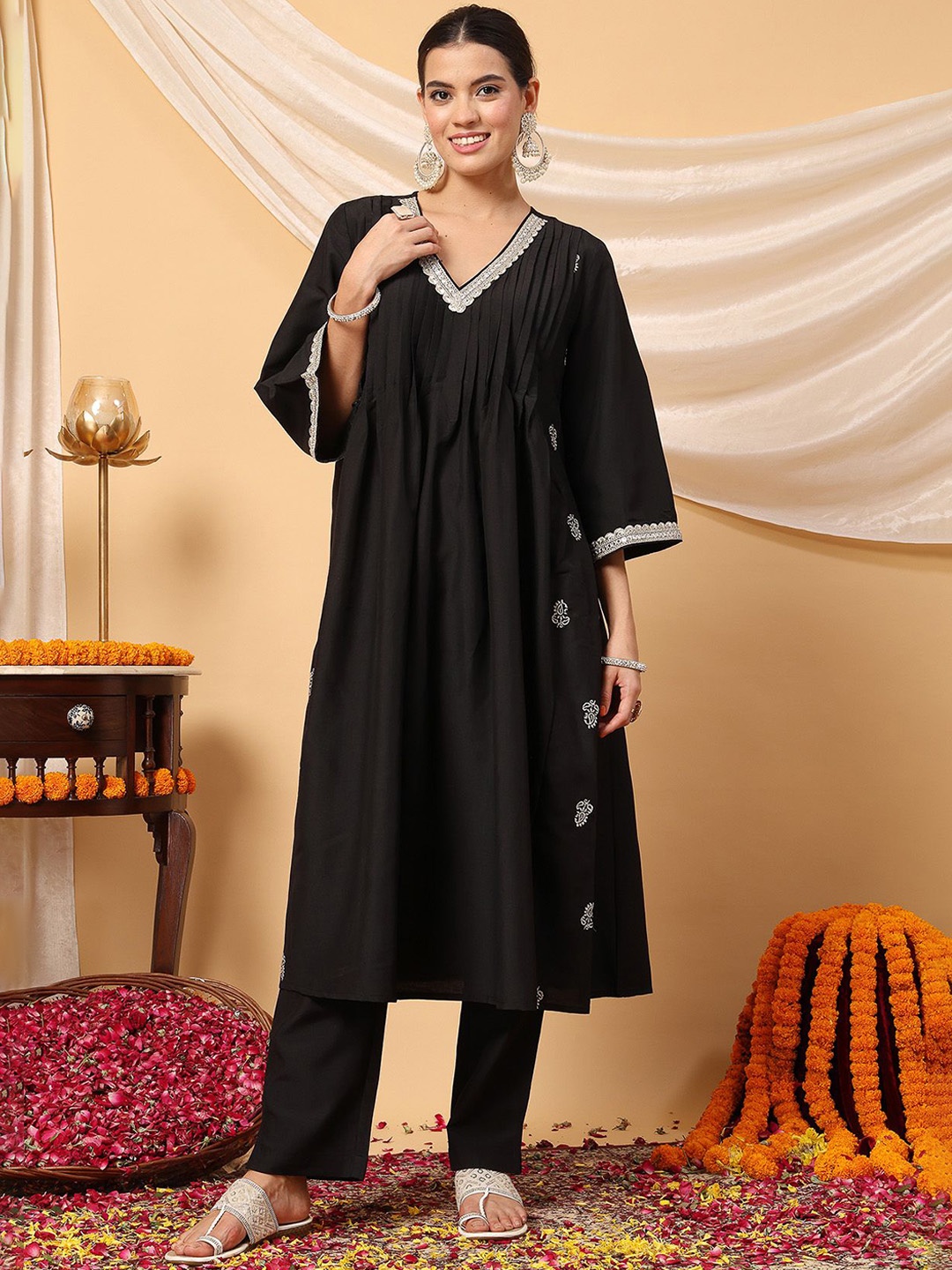 

House Of Zelena Women Embroidered Angrakha Thread Work Maternity Kurta with Trousers, Black