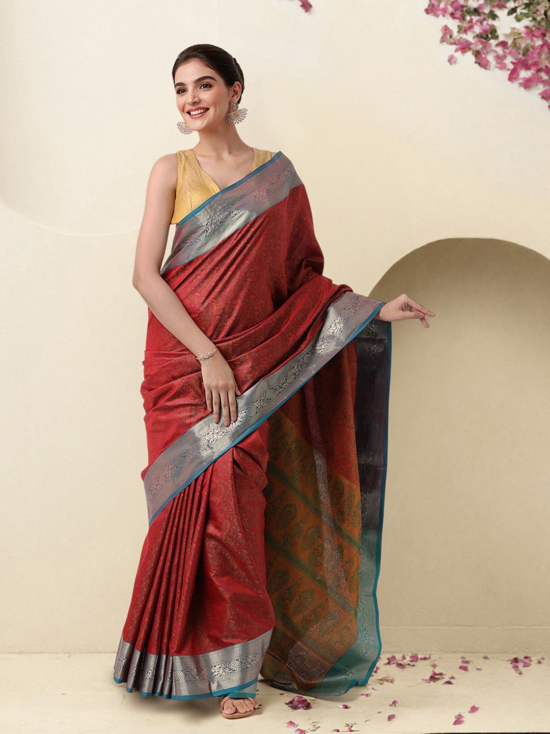 

Ishin Ethnic Motifs Zari Saree, Red