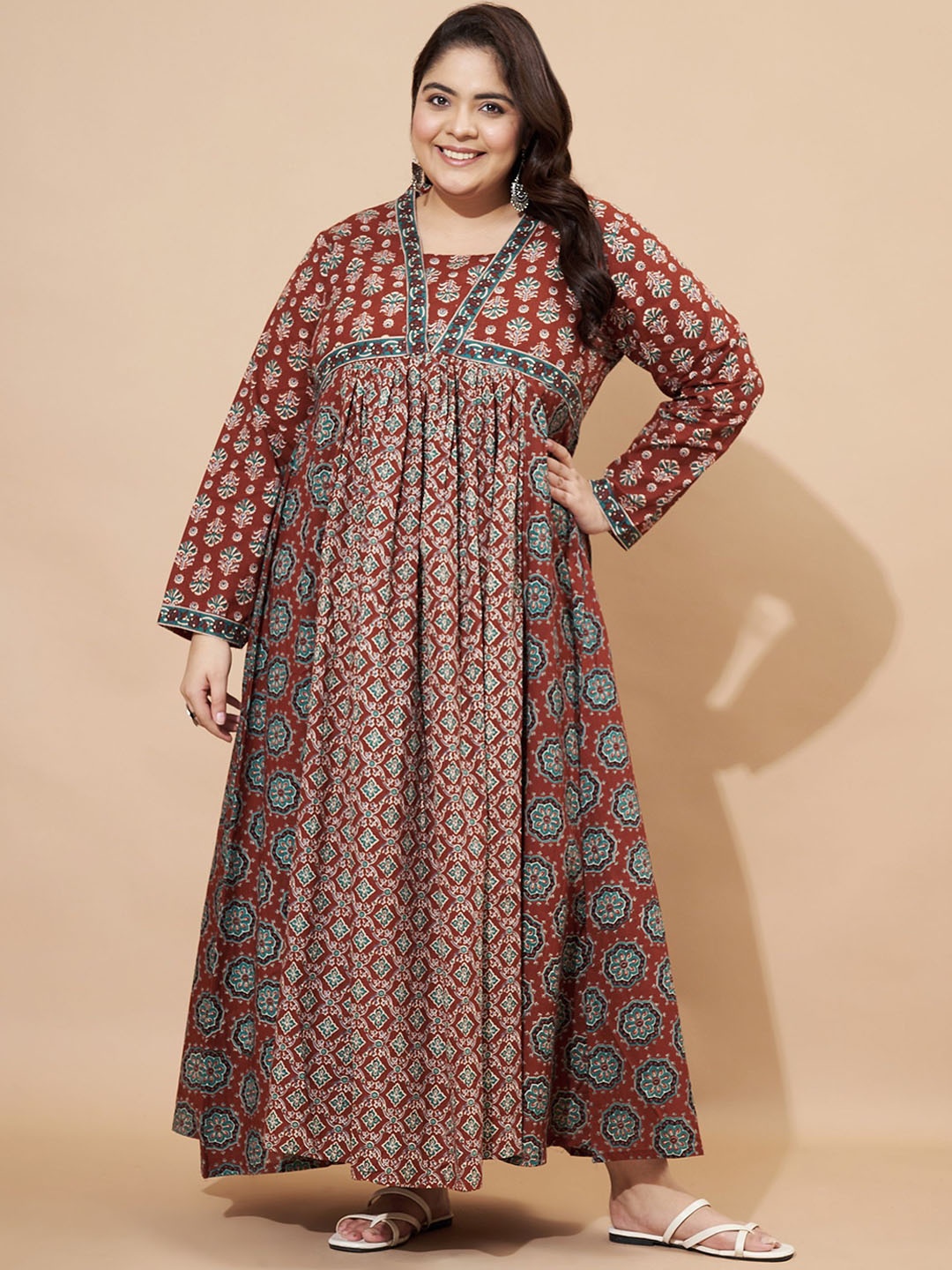

Vbuyz Women Floral Printed Floral Anarkali Kurta, Maroon