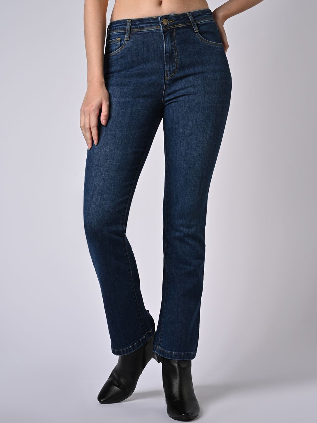 

Kraus Jeans Women Cotton Flared High-Rise Light Fade Jeans, Blue