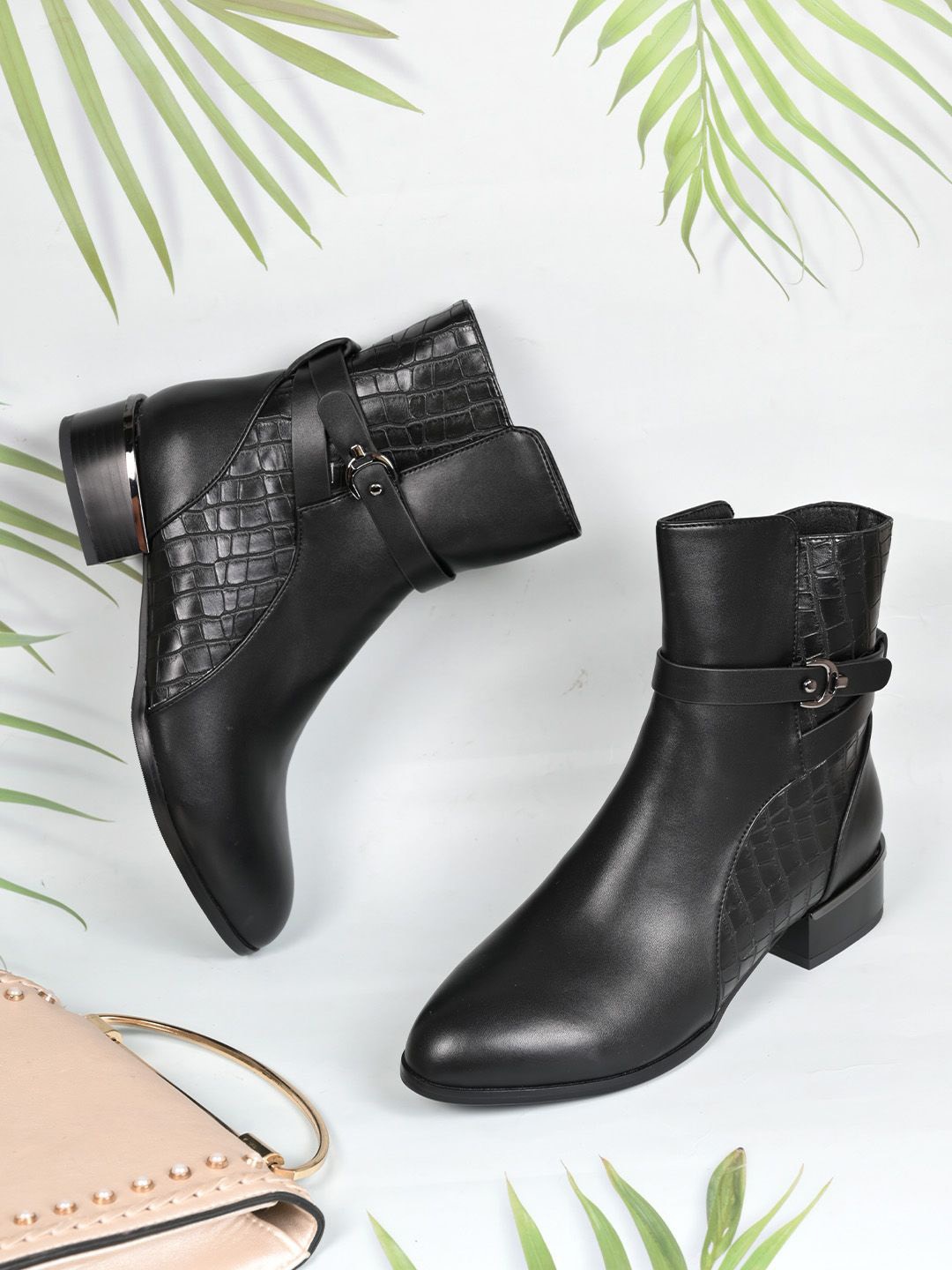 

Ronnie Grey Women Casual Block-Heeled Regular Boots, Black