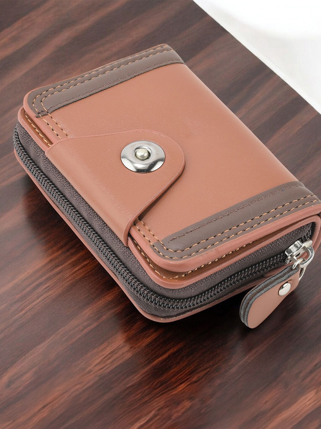 

Kastner Unisex Card Holder, Tan