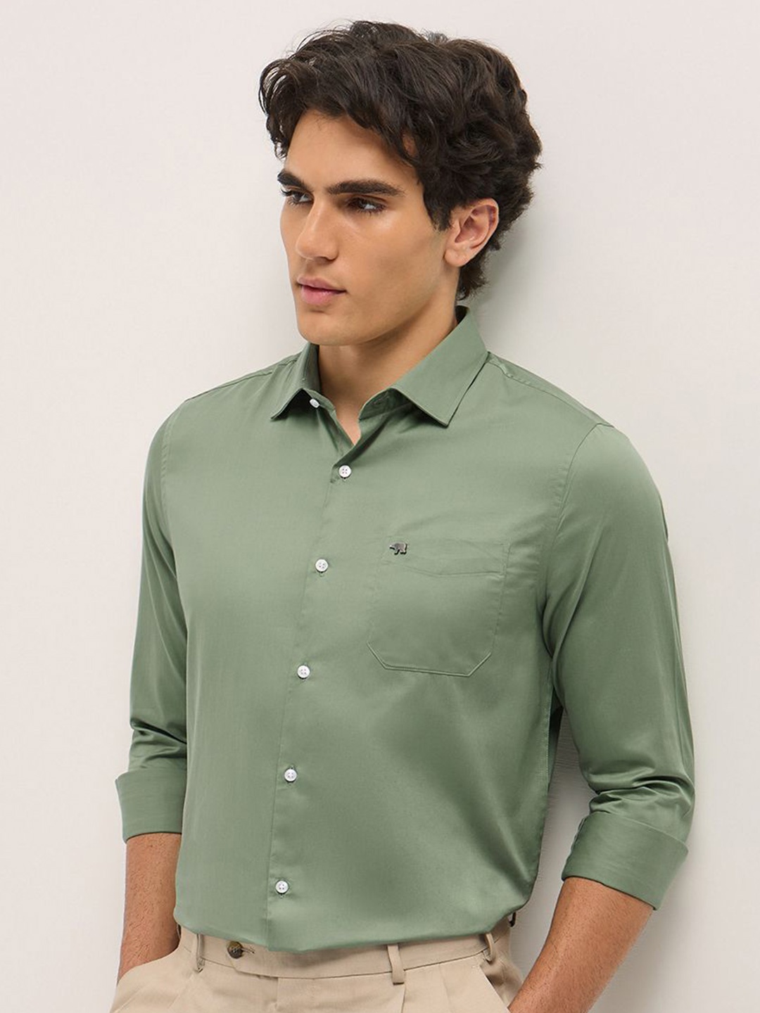 

THE BEAR HOUSE Men Tailored Fit Opaque Formal Shirt, Green