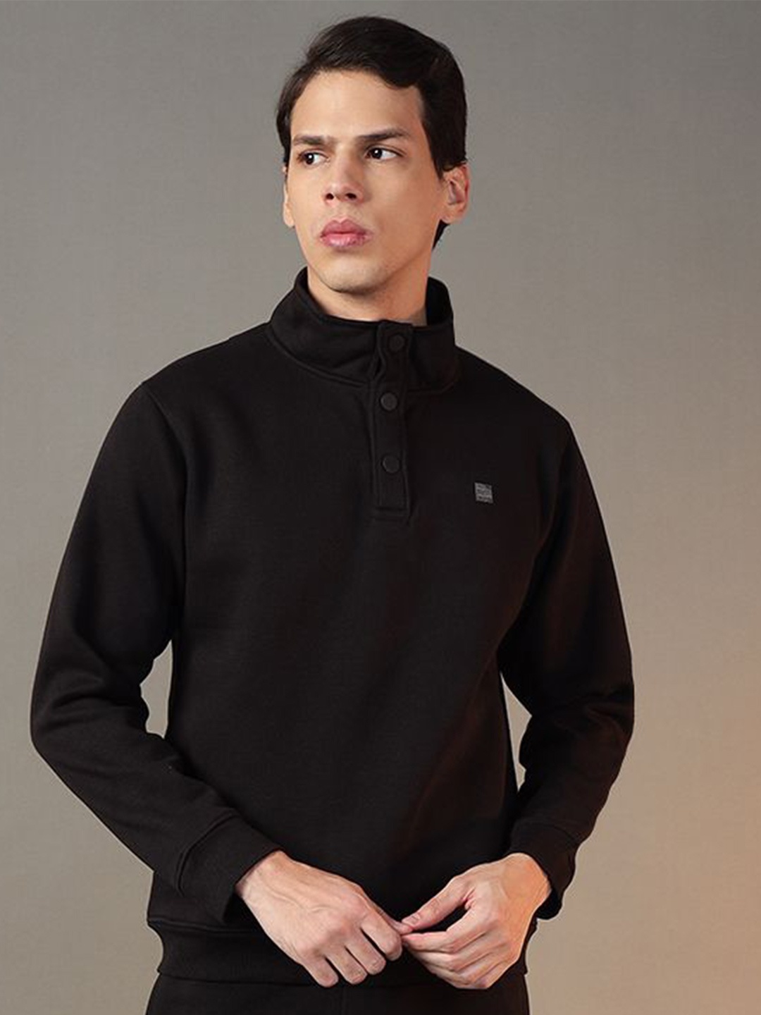 

FCK GOLD Men High Neck Sweatshirt, Black