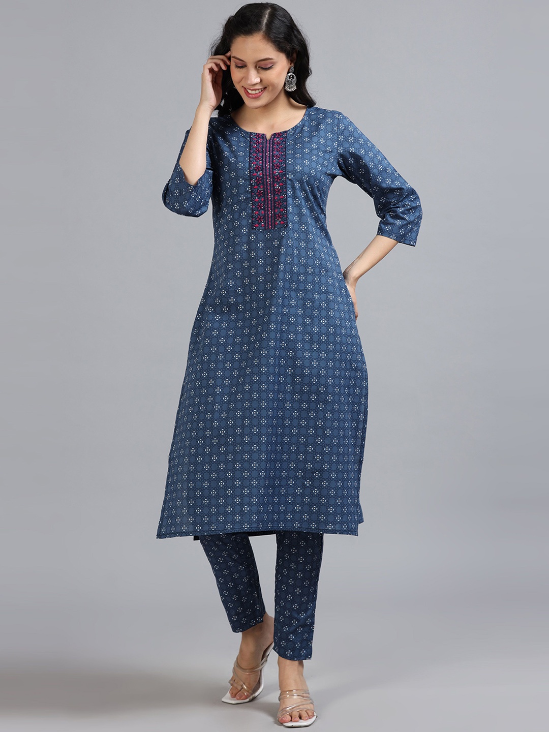 

Marcia Women Floral Embroidered Regular Pure Cotton Kurta with Trousers, Blue