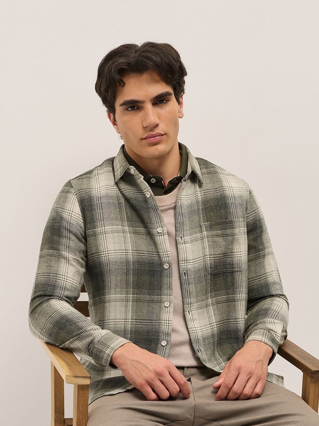 

THE BEAR HOUSE Men Slim Fit Opaque Checked Casual Shirt, Green