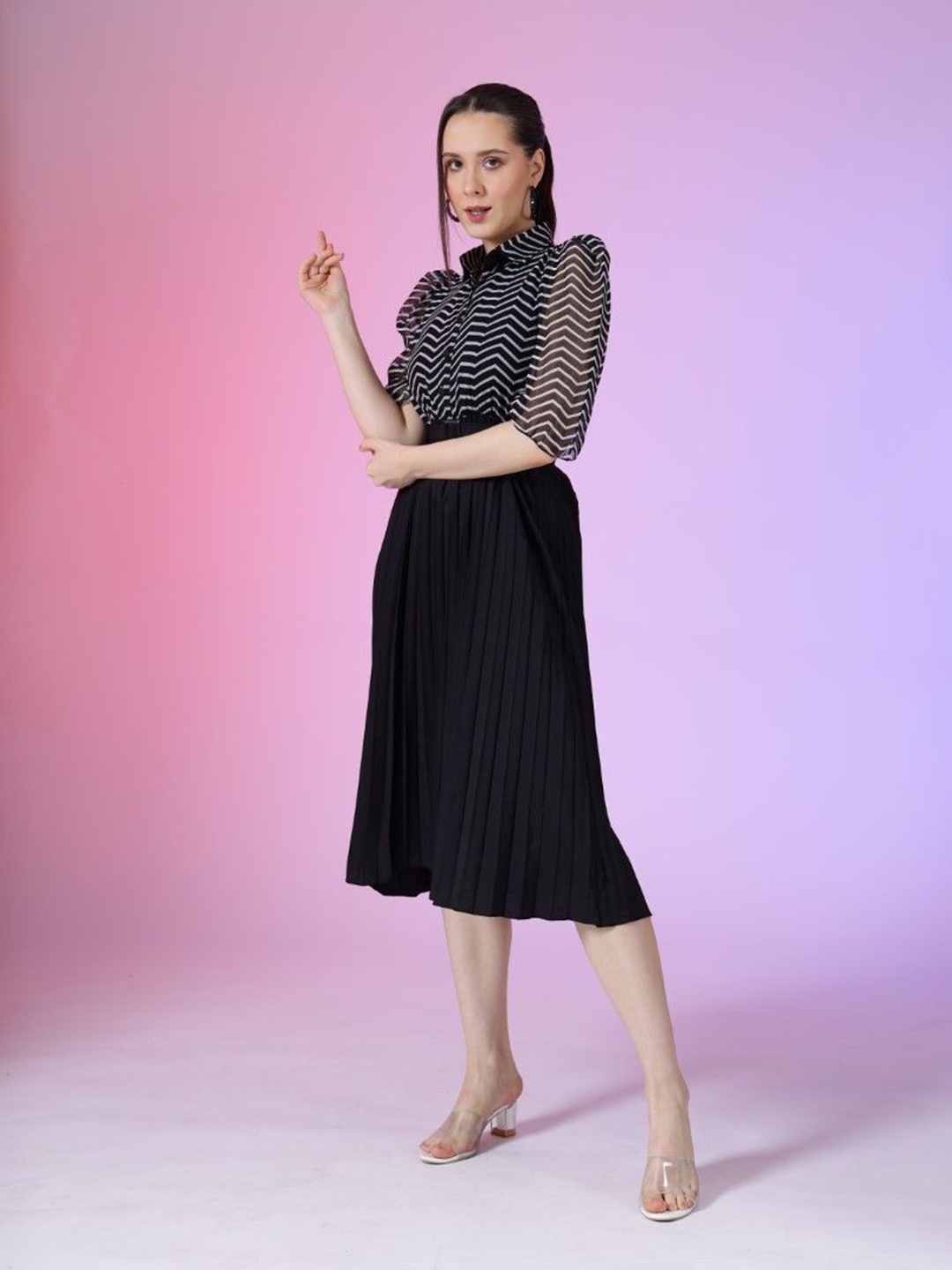 

Femvy Women Chevron Printed Fit & Flare Dress, Black