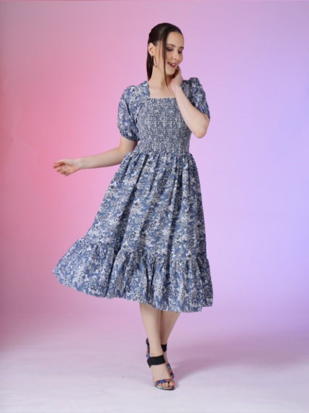 

Raiyani Enterprise Women Floral Printed Fit & Flare Midi Dress, Blue