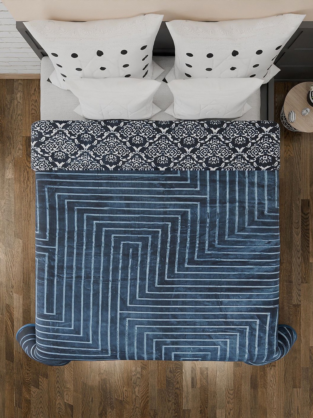 

Aura Navy Blue Mink Heavy Winter Double Bed Blanket