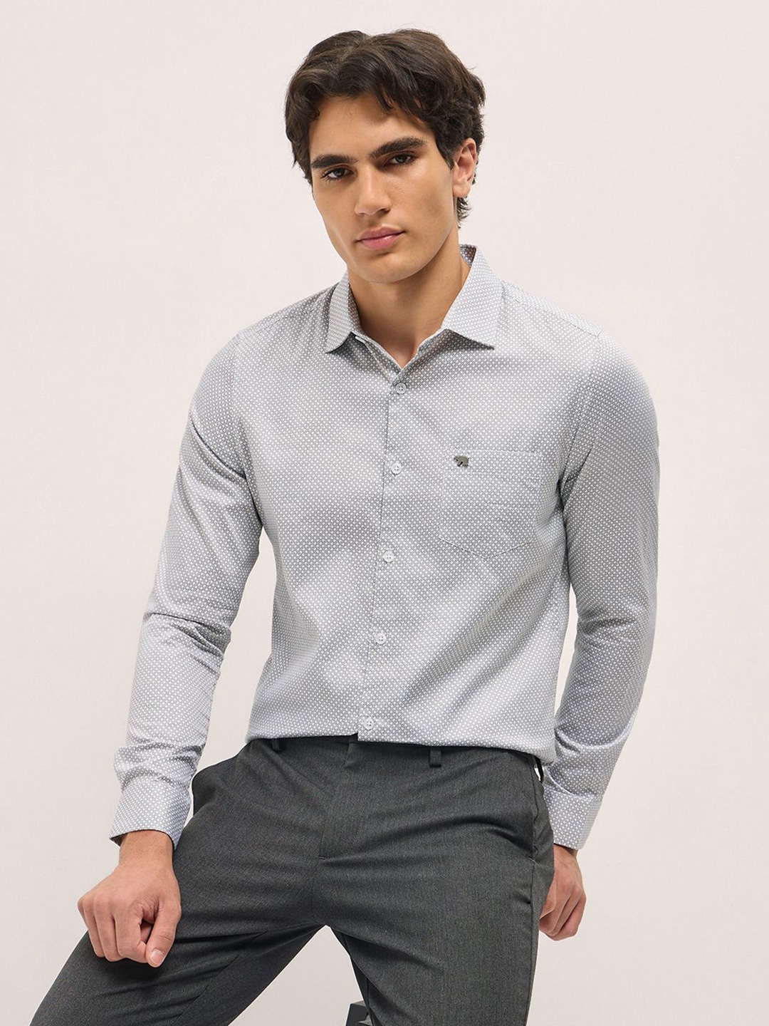 

THE BEAR HOUSE Men Tailored Fit Opaque Printed Formal Shirt, White