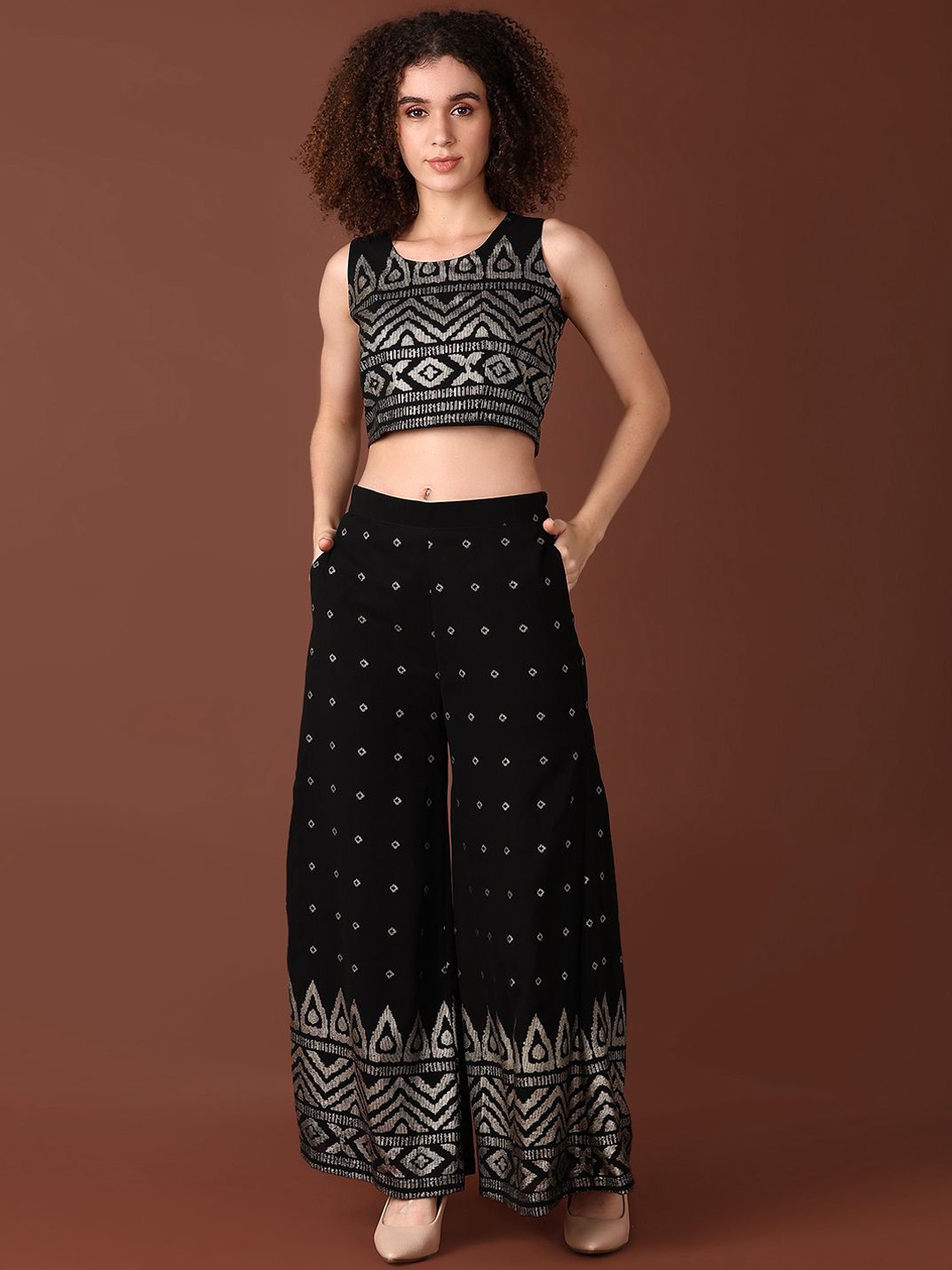 

V-Mart Printed Round Neck Top & Palazzo Co-Ords, Black