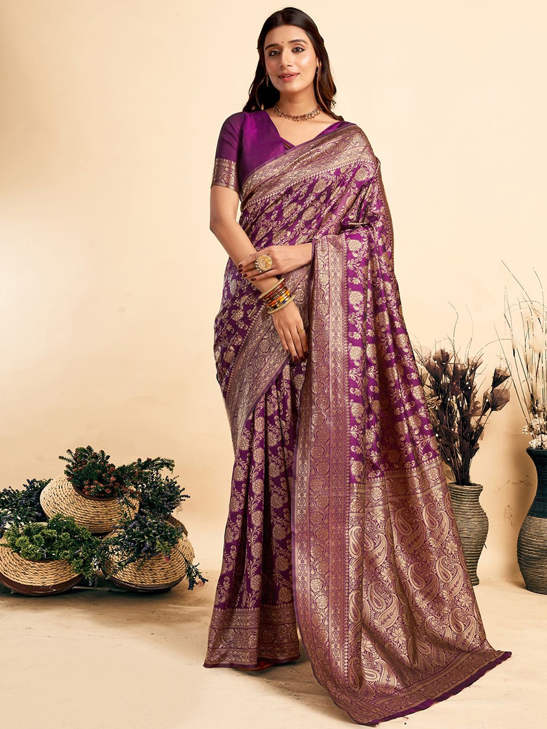 

KALINI Woven Design Zari Banarasi Saree, Purple