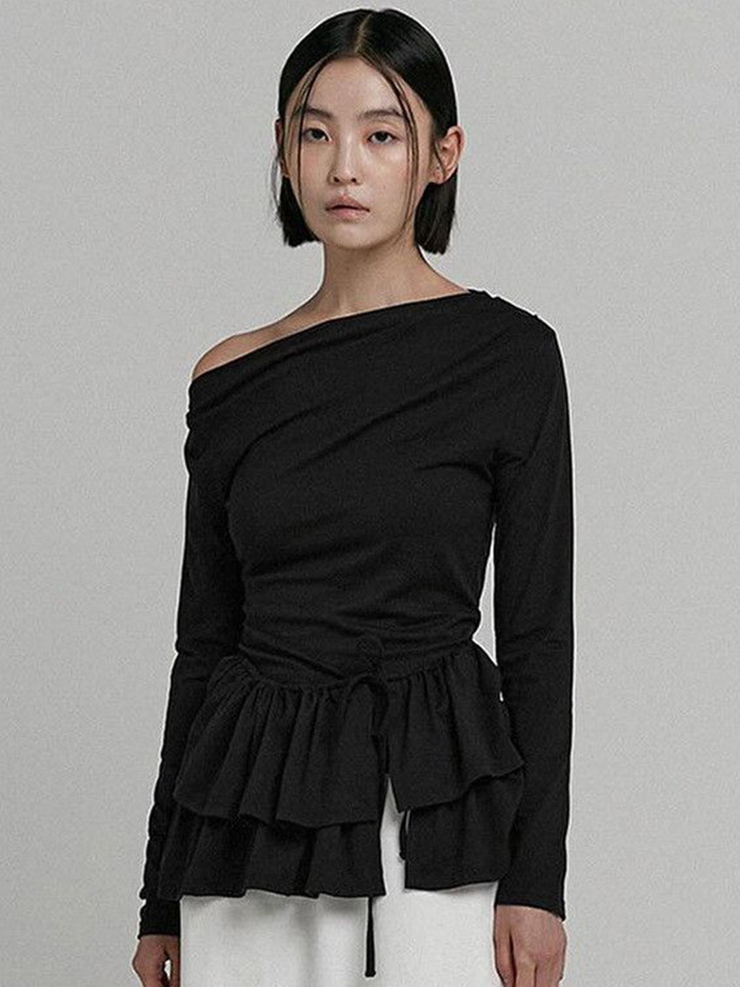 

DressBerry One Shoulder Ruched Detailed Waist Tie-Ups Fitted Top, Black