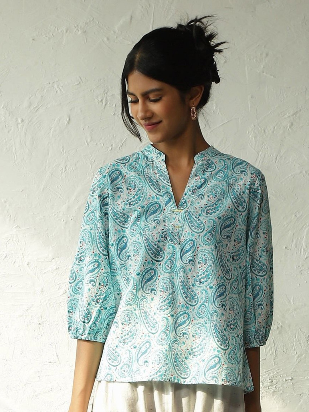 

Canoopi Women Floral Printed Cotton Top, Blue