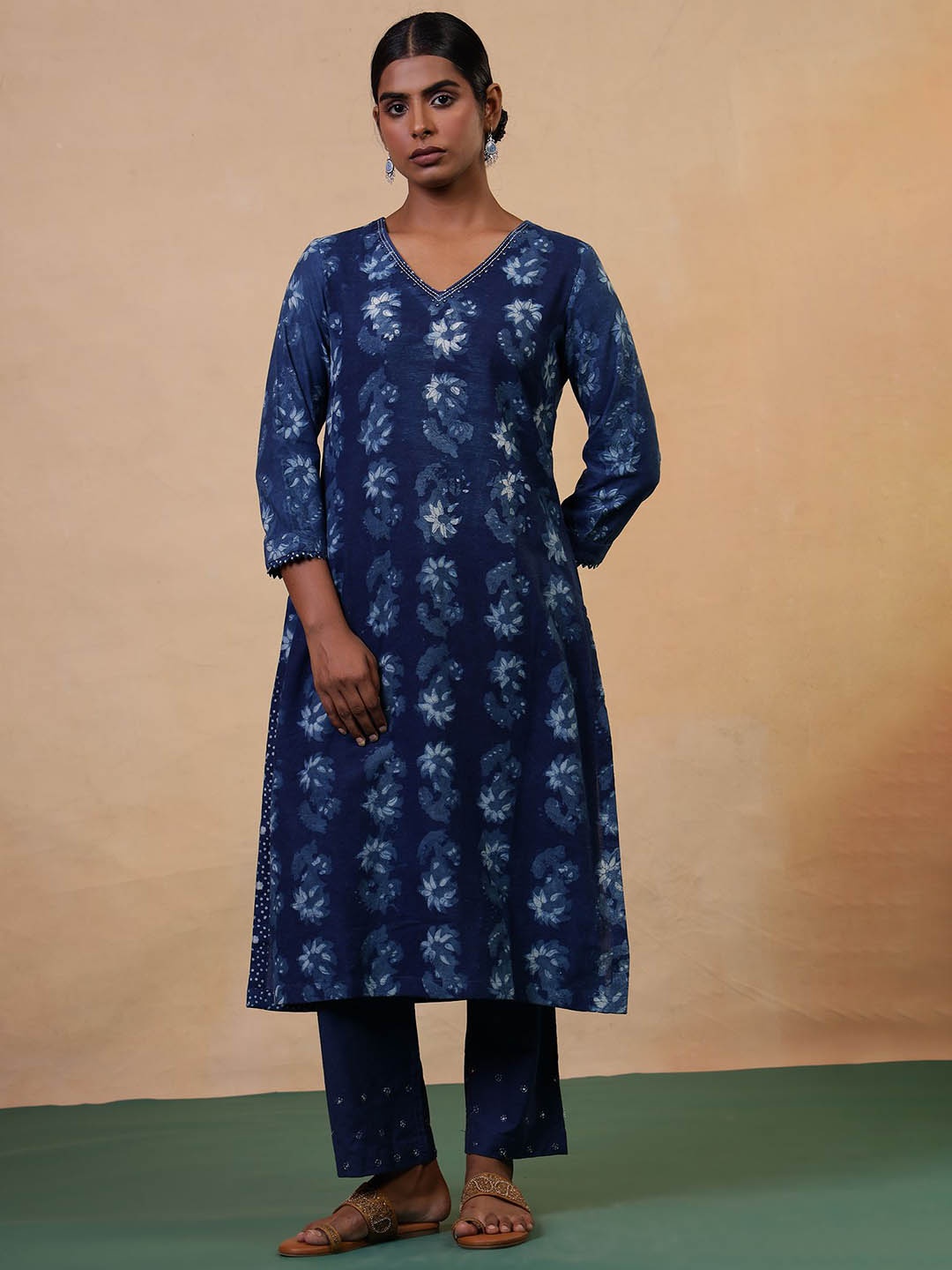 

Folk Song Women Floral Printed Floral Kurta, Blue