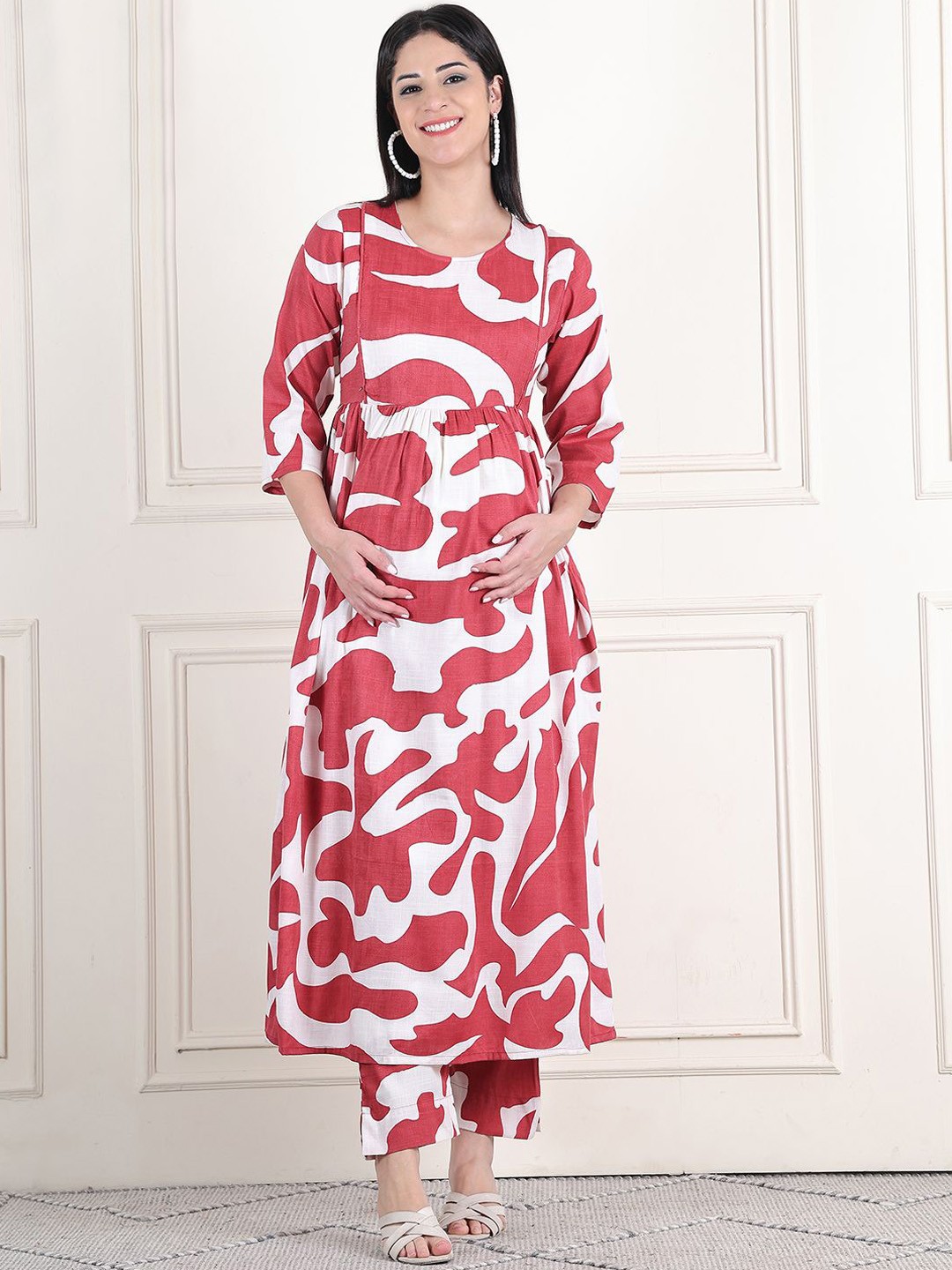 

Moms Maternity Women Geometric Printed Block Print Maternity Anarkali Kurta, Maroon