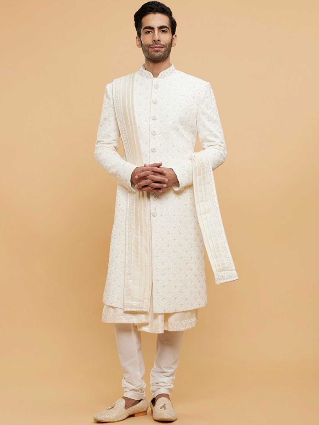 

Twamev Men Embroidered Sherwani With Dupatta, Off white