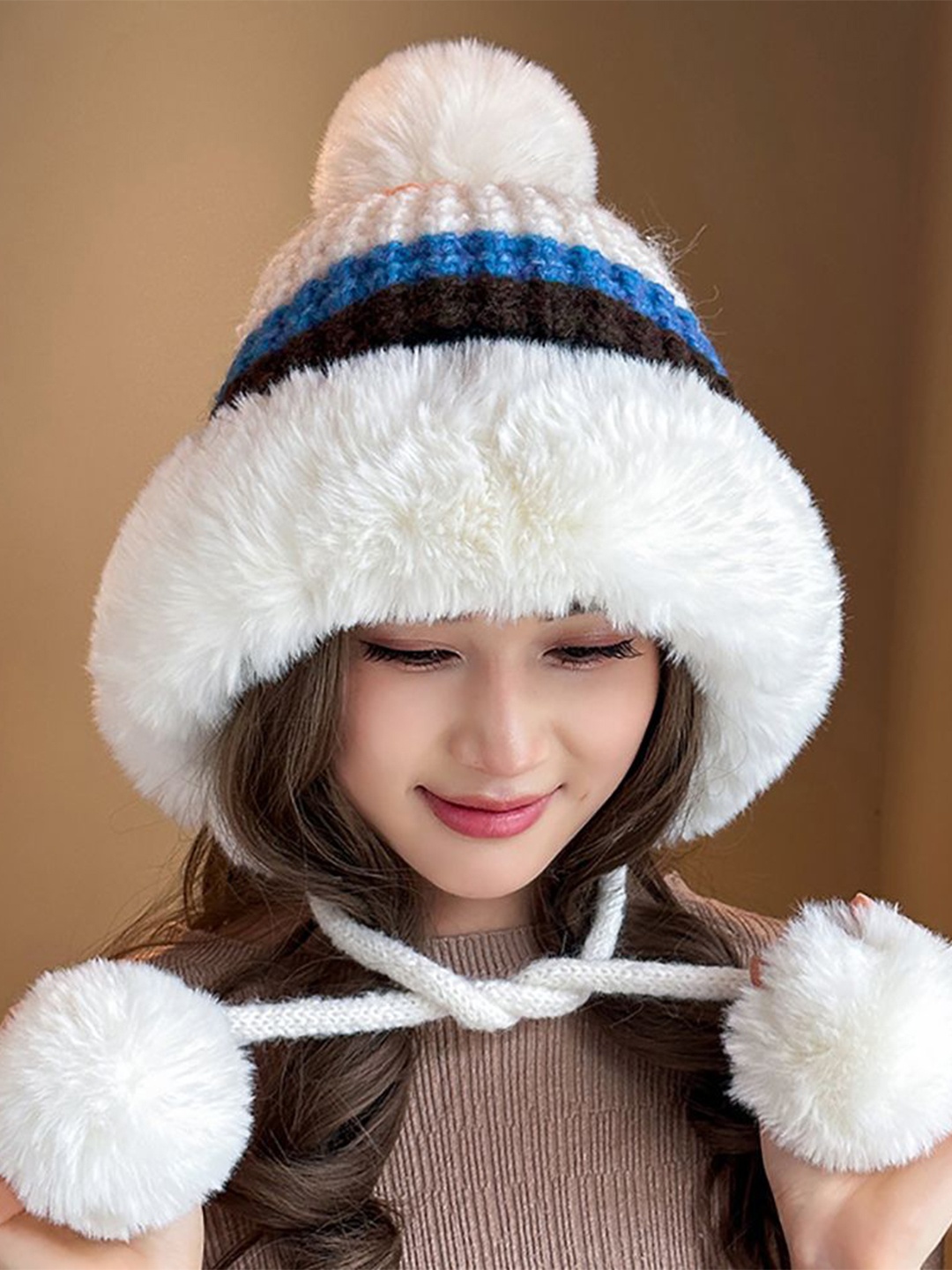 

StyleCast x Revolte Women Colourblocked Acrylic Beanie, White