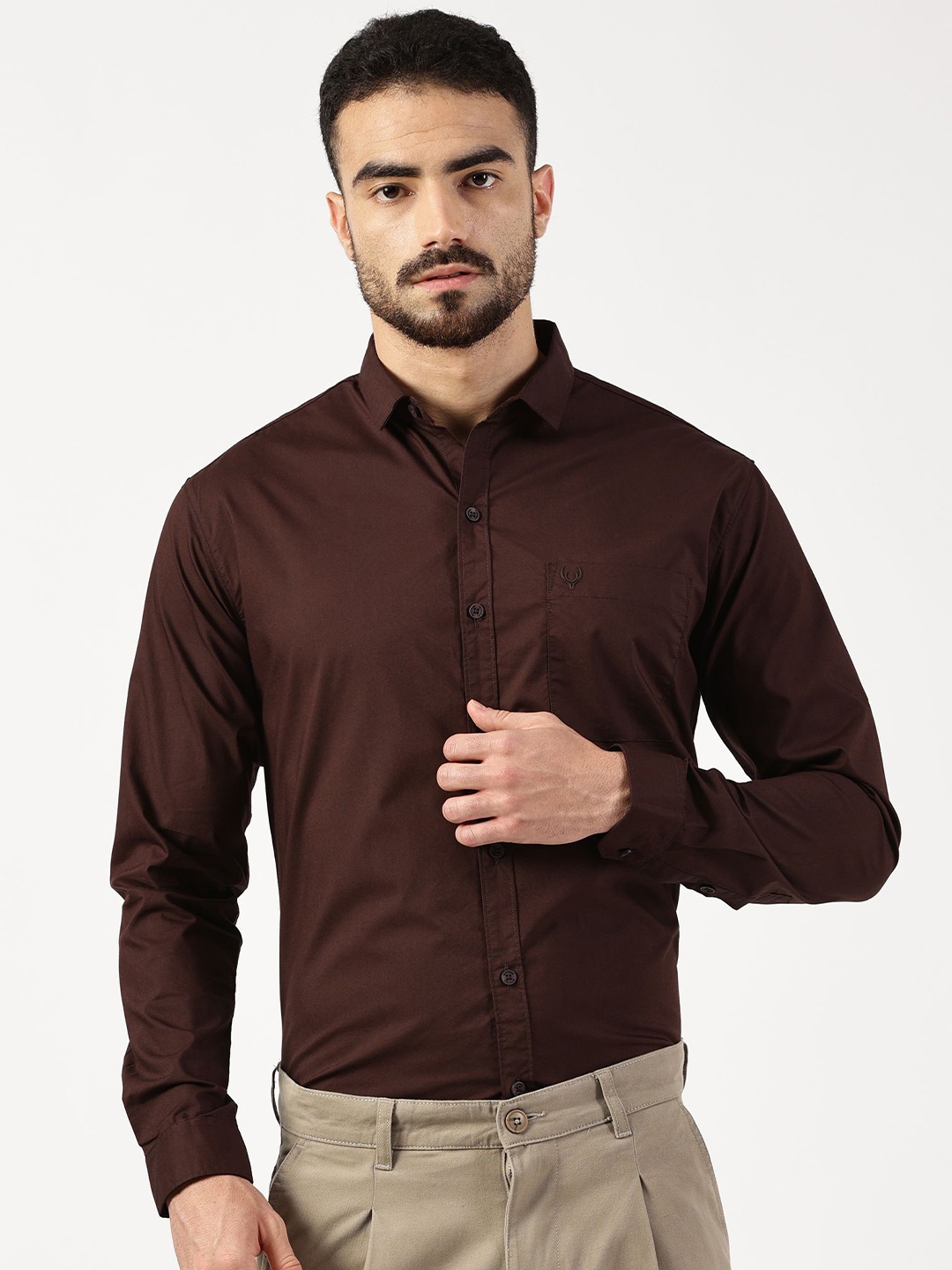 

RAVINIK Men Comfort Spread Collar Solid Cotton Casual Shirt, Coffee brown