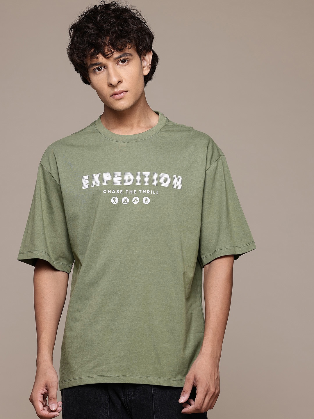 

The Roadster Lifestyle Co. Men Printed Relaxed Fit Pure Cotton T-shirt, Olive