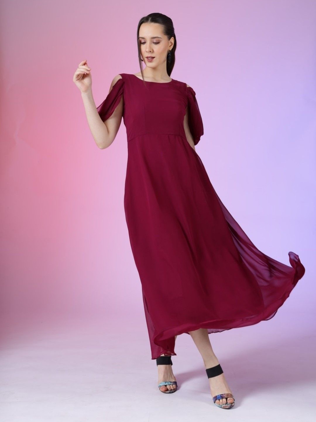 

Raiyani Enterprise Women Bell Sleeves Fit and Flare Dress, Magenta
