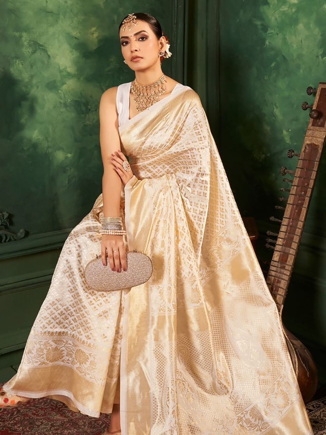 

Caracola Woven Design Zari Banarasi Saree, White
