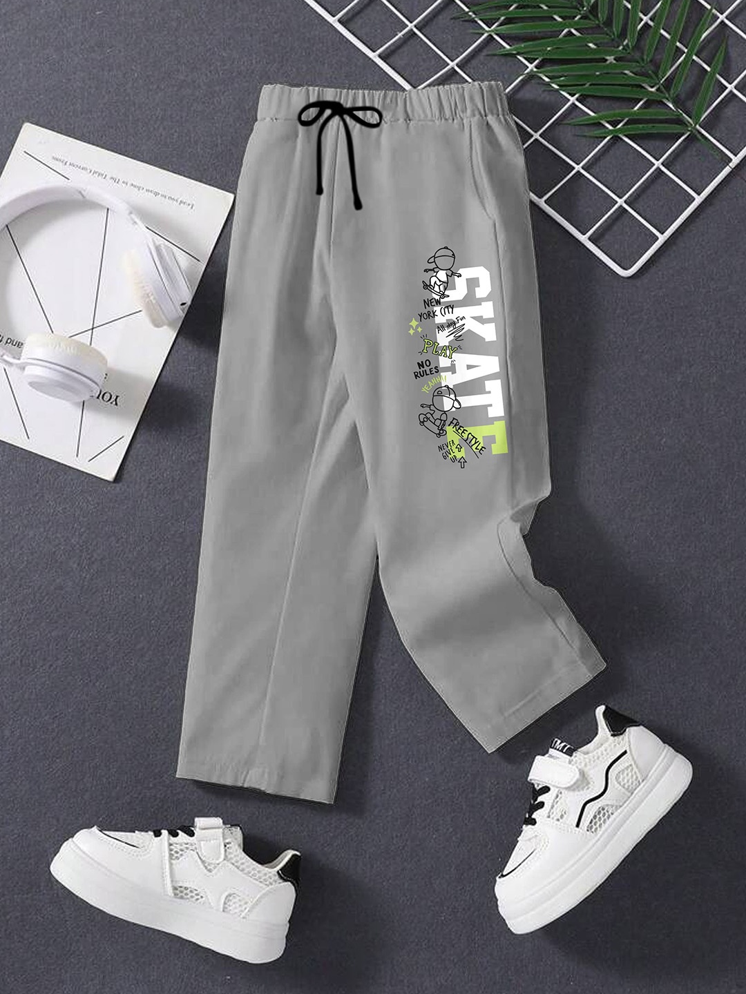 

BAESD Boys Mid Rise Track Pants, Grey